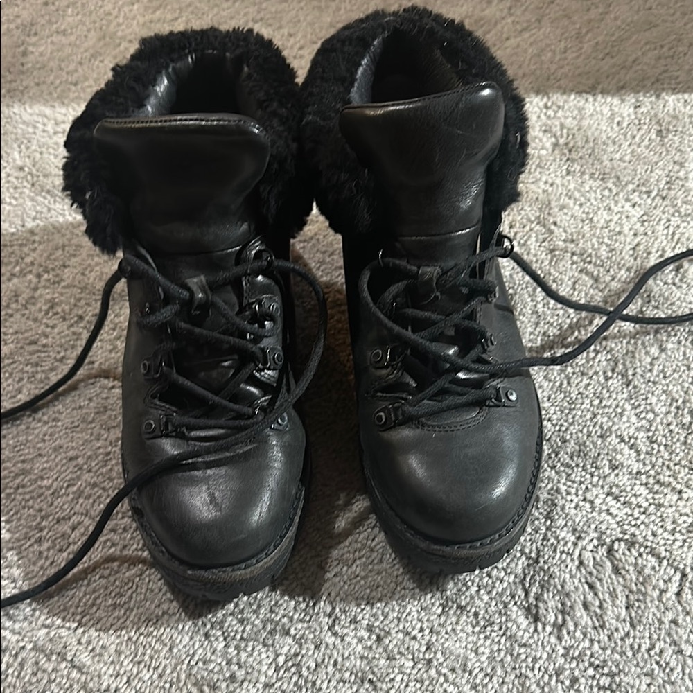 Black Fur-Lined Women's Boots
